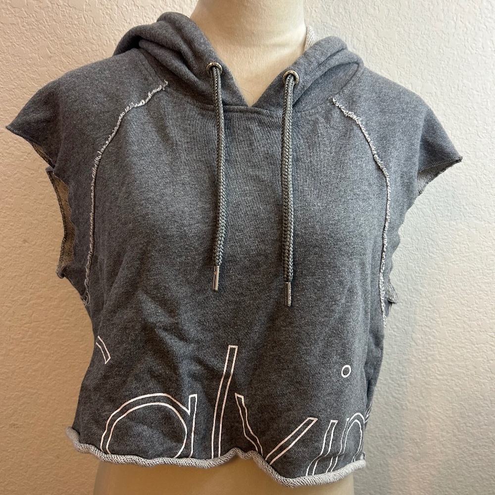 Women's Calvin Klein Performance Logo Cropped Pullover Gray Hoodie | Size S